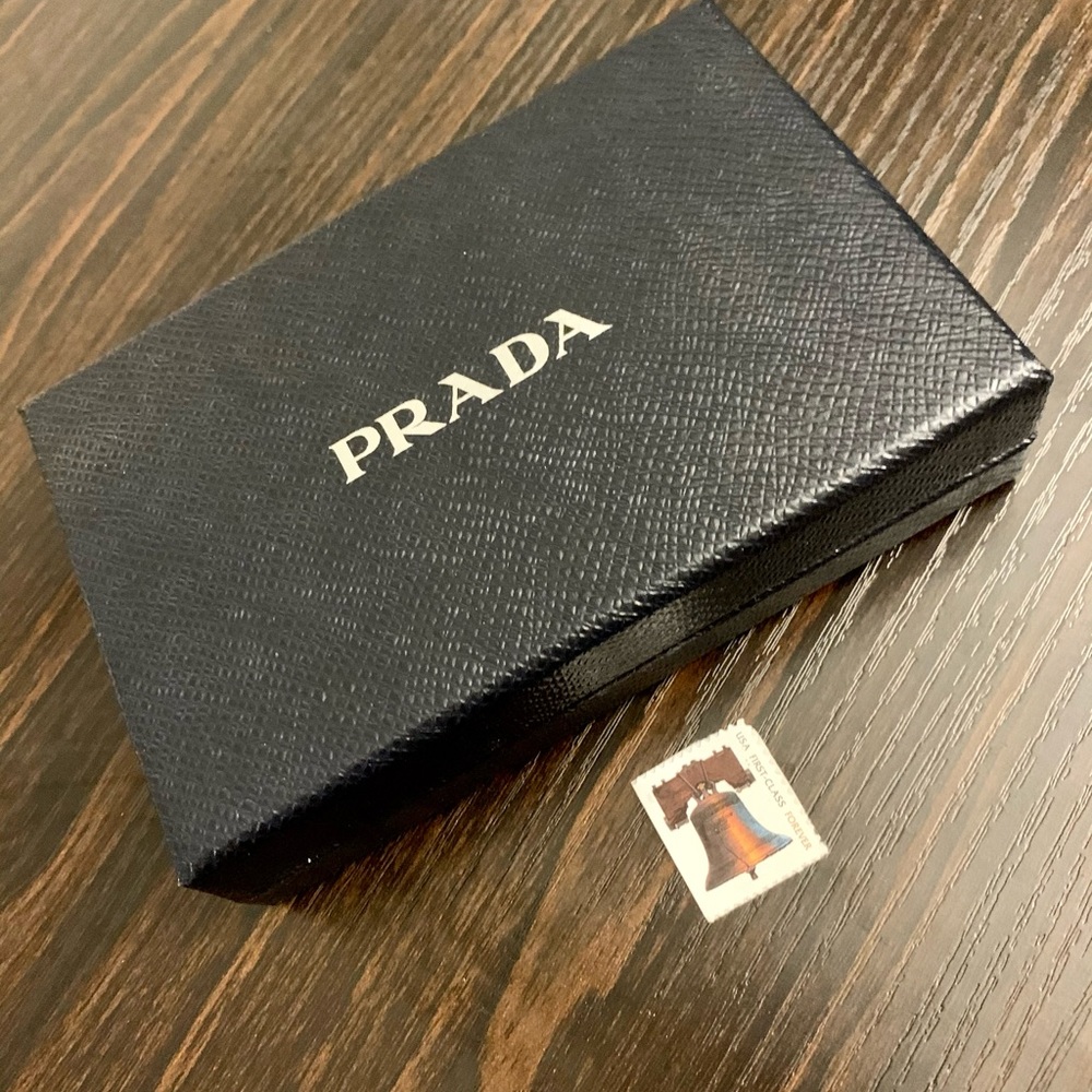 Authentic PRADA box - Picture 5 of 6